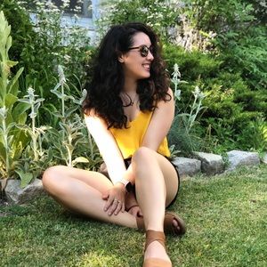 Meet your Posher, Hannah